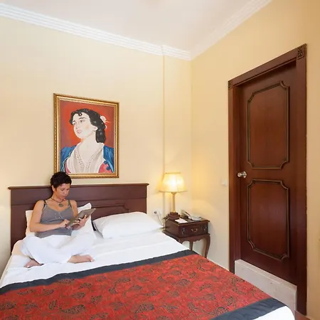 أنتيك رومان بالاس فندق 5*