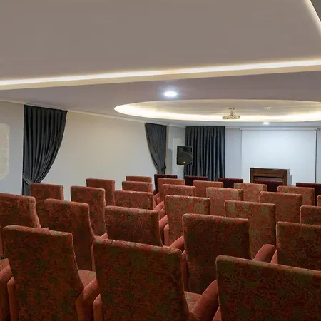 أنتيك رومان بالاس فندق 5*